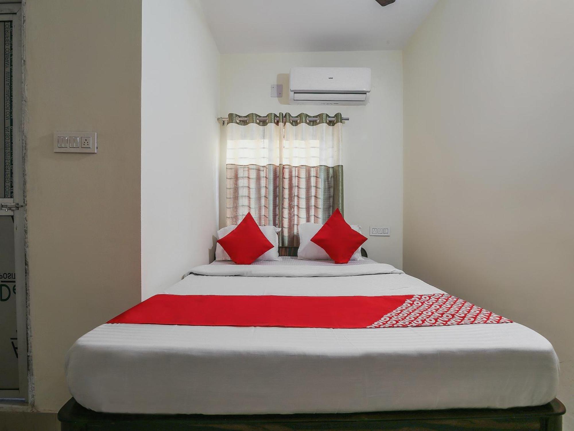 Hotel O Lokenath Джамшедпур Екстериор снимка